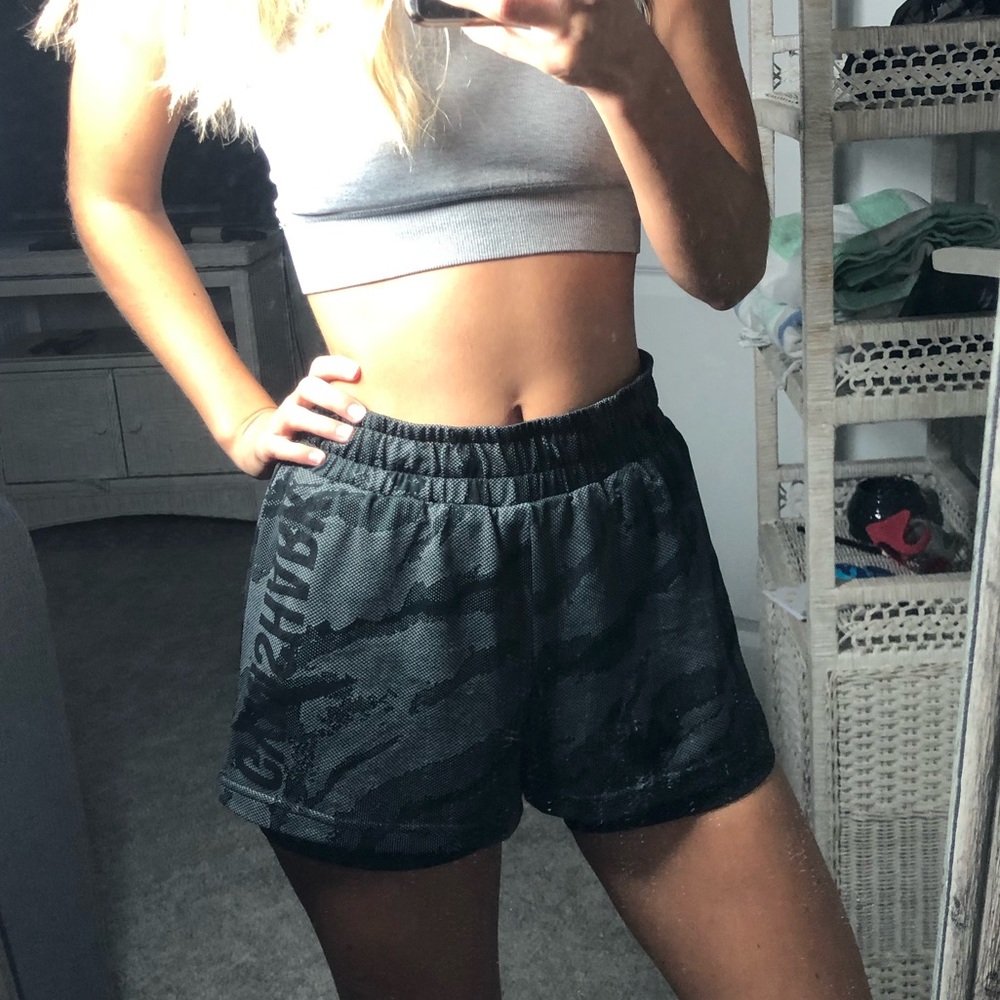 Gymshark Camo shorts